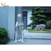 Sculpture animalière d'extérieur grandeur nature au design moderne en usine Statue de léopard en fibre de verre en résine personnalisée Statue décorative peinte en résine