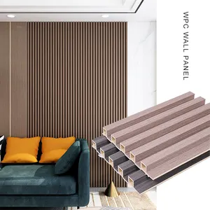 Panel de pared WPC Materiales de construcción Paneles decorativos interiores de PVC Tableros de revestimiento Paneles de pared estriados