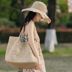 Bolso de Hombro de <span class=keywords><strong>Rafia</strong></span> Tejida a Mano de Alta Gama 2026; Bolso Tote de Gran Capacidad para Vacaciones en la Playa para Mujer - Product Image 6