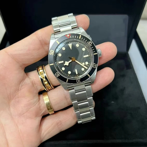 นาฬิกาข้อมือแบรนด์แฟชั่นหรู กันน้ำ รับผลิตแบบ OEM ODM พร้อมฟังก์ชั่นวันที่และวันในสัปดาห์ ระบบจักรกลอัตโนมัติ - Product Image 1