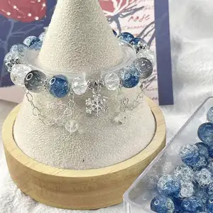 Little Red Riding Book Explosions Iceland Polar Night Floral Glaze is a string of small snowflake pendants high-grade white brac