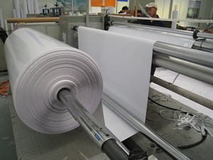 1,07 m 1,37 m 1,52 m Eco Solvent Druckbare selbst klebende PVC-Vinyl rolle für <span class=keywords><strong>Bus</strong></span> werbung