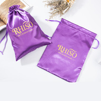 Pochette en satin avec cordon de serrage personnalisée avec logo, sac de rangement cosmétique en soie pour l'emballage des perruques