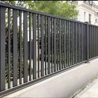 Profilé en alliage d'aluminium extrudé et formé à chaud - Écologique, enduit de poudre, durable et étanche pour portails de villas