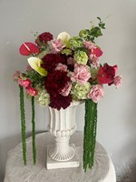 H476 Burgunderrote Handgefertigte Hochzeitsblumen-Arrangement Künstlicher Calla-Lilien-Strauß Rose Hortensie 60cm Blumenball Tischdekoration