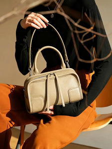 Sac à main de luxe pour femme en cuir véritable personnalisé, forme carrée, souple, léger, imperméable, grande capacité, pour robe - Product Image 2