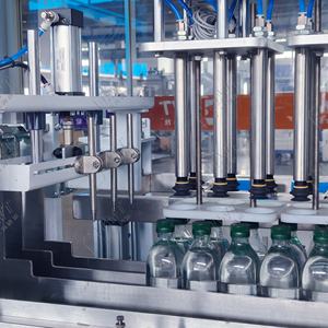 Emballeuse automatique de caisses LWT pour fourgons de bouteilles, machine à emballer les caisses en carton - Product Image 3