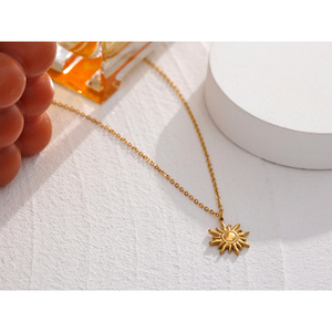 JINYOU 861 Collana con Ciondolo a Forma di Girasole, Tendenza Moda, Semplice, Placcata in <span class=keywords><strong>Oro</strong></span>, in Acciaio Inossidabile 316, Impermeabile - Product Image 3