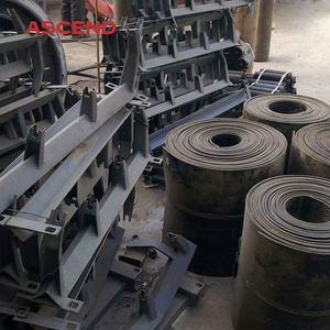 Sudan'da sağlam uygulamalarda saatte 100 150 200 ton kapasite yangına dayanıklı bant konveyör hareketli madencilik konveyörü sistemi - Product Image 6