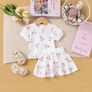 Conjunto de Dos Piezas de Moda Infantil para Niñas, Top con Mangas Abullonadas y Falda con Volantes - Product Image 2