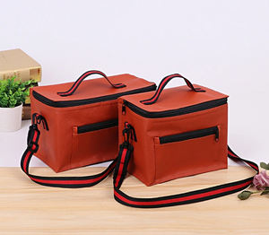 Bolsa Térmica Porta Alimentos Personalizada CCH, Reutilizable y Portátil, para Playa, Picnics y Almacenamiento de Alimentos - Product Image 6