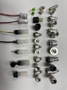 Nuevas Piezas y Componentes Universales para Cinturones de Seguridad - Marca Tongxiang - Product Image 4