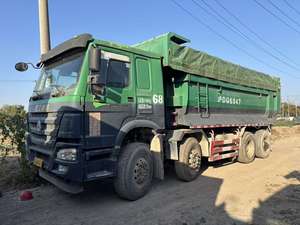 Camion à benne basculante d'occasion HOWO 8*4 Prix ​​abordable Excellentes performances Camion à benne basculante d'occasion HOWO à vendre 12 pneus - Product Image 6