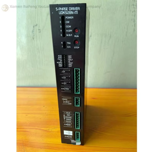 Un moteur d'occasion Udk5128n-m testé en bon état, neuf d'origine, en stock, automatisation industrielle, PAC, PLC dédié - Product Image 1