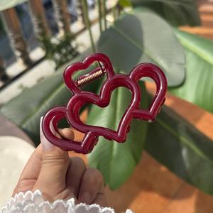 Pince à cheveux en forme de cœur et de croix, design minimaliste, pince à cheveux pour femmes - Product Image 2