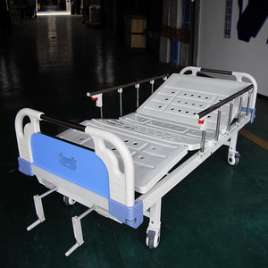 Xin Yuchen Manual Hospital <b>Bed</b> YC-B01 White Flatbed With <b>Side</b> <b>Rails</b> For Nursing Home Care - Product Image 1