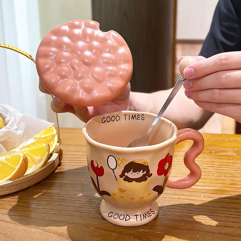 ฝาปิดแก้วพร้อมช้อนลายผีเสื้อ