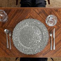 Assiettes de présentation en plastique PP de luxe de haute qualité pour décoration de mariage, avec design durable et motif personnalisé