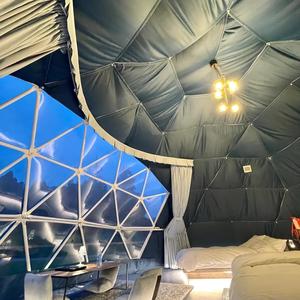 Tente <span class=keywords><strong>de</strong></span> dôme <span class=keywords><strong>de</strong></span> luxe <span class=keywords><strong>de</strong></span> 10m en PVC imperméable pour un usage commercial Structure en acier industrielle Toit en PVC idéal pour les hôtels écologiques et les sites <span class=keywords><strong>de</strong></span> <span class=keywords><strong>camping</strong></span> - Product Image 6