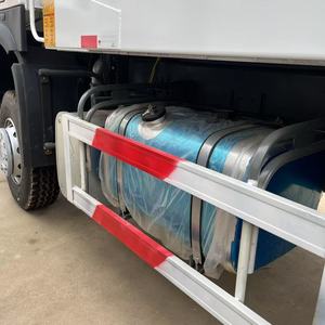SINOTRUK HOWO 371 6x4 Truck <b>Crane</b> with Pump & Weichai Engine 60m Lifting Height 124KW Load Capacity for Engineering & Logistics - Product Image 6