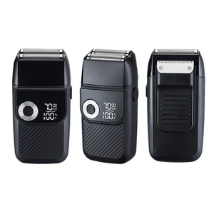 เครื่องโกนหนวดไฟฟ้าแบบฟอยล์ OEM ODM IPX7 สำหรับผู้ชาย ใช้ได้ทั้งแบบเปียกและแห้ง กันน้ำ ใช้แบตเตอรี่ ตัดแต่งหนวดเคราและขนตามร่างกาย ภาษาอังกฤษ โรงแรม - Product Image 4