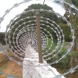 An toàn cao chống leo tường đơn dao cạo dây hàng rào lưới Hàn dây thép gai cuộn với giá rẻ - Product Image 6