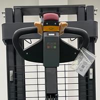 Chariot élévateur électrique autoporté Full Spec Brand Focus RELILIFT CDD1530 1.5T |   Hauteur de levage de 3000 mm |   Capacité de 1500 kg |   Mât à deux étages |