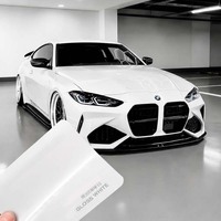 Film de protection de voiture en PET blanc brillant Zero Orange Peel avec canaux de libération d'air, résistant à la décoloration, film vinyle pour véhicule