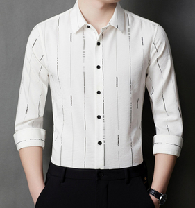 OEM/ODM Camisas <span class=keywords><strong>Slim</strong></span> <span class=keywords><strong>Fit</strong></span> stile Casual fornitore di <span class=keywords><strong>abbigliamento</strong></span> stampato personalizzabile da <span class=keywords><strong>uomo</strong></span> con risvolto Casual camicia traspirante - Product Image 2