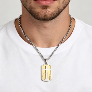 Collier pendentif carré multi-croix en acier inoxydable noir et or avec chaîne maille forçat, bijou religieux unisexe - Product Image 6