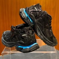 Chaussures de course pour femme de haute qualité, baskets LED à lacets, baskets de mode décontractées pour homme avec lumières, chaussures de marche