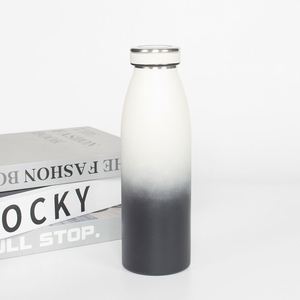 Botella de Agua de Acero Inoxidable Personalizada, Doble Pared Aislada, Diseño Deportivo para Actividades al Aire Libre y Graduaciones, 500 ml, Gran Venta - Product Image 3