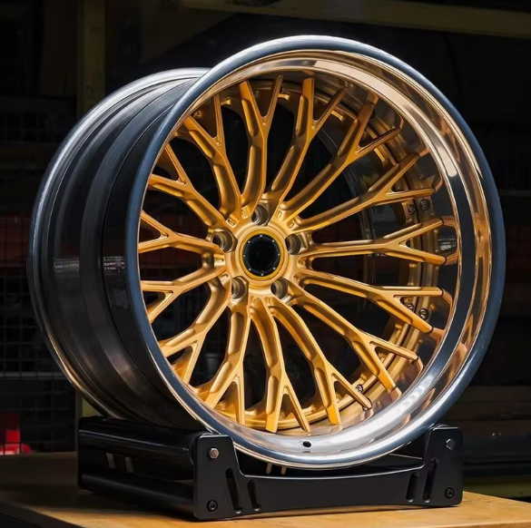 โกลเด้น