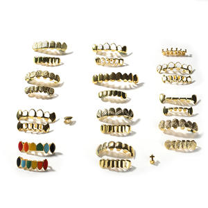Vente chaude Hip Hop Bijoux Brillant 18K Véritable Plaqué Or Grilles <span class=keywords><strong>pour</strong></span> Dents Personnalisé En Laiton Divers Fine Grillz En Gros - Product Image 2