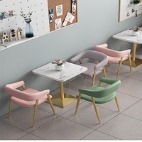 Ensemble de table et chaises de salle à manger pour restaurant, hôtel, café, bar, style européen moderne, plateau en faux marbre, structure en métal, 4 places, facile à nettoyer, imperméable