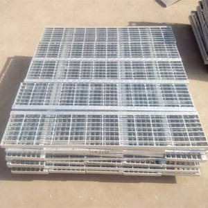 Material de construcción de <span class=keywords><strong>rejilla</strong></span> de acero galvanizado en caliente <span class=keywords><strong>para</strong></span> cubiertas de <span class=keywords><strong>drenaje</strong></span> dentadas de suelo sistema de <span class=keywords><strong>rejilla</strong></span> química metálica - Product Image 6