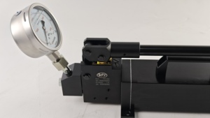 Bomba Hidráulica Manual de Dos Velocidades de Ultra Alta Presión VHP-2800 2800Bar (280MPa) para Pernos - Product Image 3