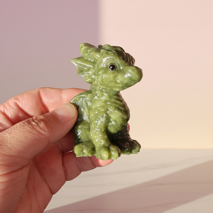 ขายส่ง งานแกะสลักมือรูปมังกรคริสตัล ขนาด 5*8 ซม. หินคริสตัลบำบัด หยก มังกรบิน ของตกแต่งบ้านตามหลักฮวงจุ้ย - Product Image 4