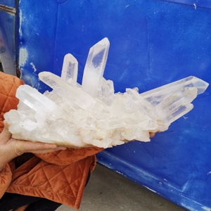 Vente en gros <span class=keywords><strong>de</strong></span> grappes <span class=keywords><strong>de</strong></span> cristaux naturels transparents, géodes <span class=keywords><strong>de</strong></span> quartz, cristaux <span class=keywords><strong>de</strong></span> guérison, grandes pierres <span class=keywords><strong>de</strong></span> <span class=keywords><strong>cristal</strong></span> pour la décoration <span class=keywords><strong>de</strong></span> la maison - Product Image 4