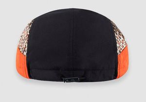 Gorra Unisex de Poliéster de 5 Paneles Ajustable con Cierre a Presión, Estilo Casual para Deportes al Aire Libre, Gorra Trucker con Diseño de Leopardo - Product Image 4