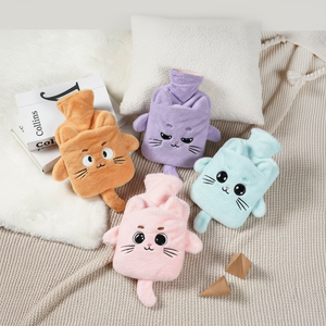 Bouillotte réutilisable en PVC écologique de petite capacité avec housse à motif animalier - Product Image 2