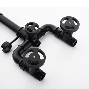 Design moderno <span class=keywords><strong>in</strong></span> ottone bagno fantasia colonna <span class=keywords><strong>doccia</strong></span> nera Set pavimento <span class=keywords><strong>in</strong></span> piedi <span class=keywords><strong>vasca</strong></span> da bagno rubinetto con Mixer - Product Image 4