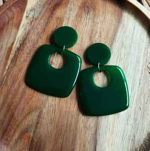 Pendientes de Resina Coloridos, Diseño Ligero y Cómodo, Ideales para Uso Diario, Fiestas y Conjuntos de Moda - Product Image 3