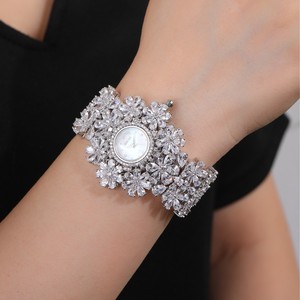 016011 orologi da <span class=keywords><strong>donna</strong></span> 19cm AAA colori zirconi in cristallo braccialetto di fiori <span class=keywords><strong>orologio</strong></span> per la festa nuziale gioielli di moda all'ingrosso - Product Image 2
