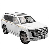 Modelo de Auto SUV Land Cruiser LC300 a Escala 18 con Sonido y Luces, Colección de Juguetes Metálicos