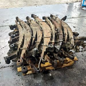 Essieux avant et arrière de camion d'occasion en gros, <span class=keywords><strong>plaque</strong></span> en acier à ressort, tous types de modèles, pièce 7 cm 7,5 cm, camion léger - Product Image 1