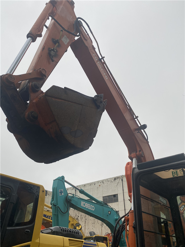 Japan Made Hitachi Zx75u Mini Digger - Low Price Sale