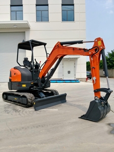 Livraison Gratuite – Nouvelle Excavatrice sur Chenilles YHMG W35 de 3,5 Tonnes pour Terrassement, Aménagement Paysager et Réaménagement Agricole – Certifiée EPA CE - Product Image 5