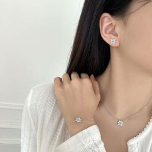 Pulseras con Colgante de Copo de Nieve de Circonia Cúbica 5A y Cadena de Plata S925 de Diseño Elegante Dylam para Mujer, Uso Diario - Product Image 2