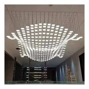 2021 Luxurious Hotel Club LED Aluminum Chandelier Customizable E14 Square Combination Wave Design with Large Lights Made China